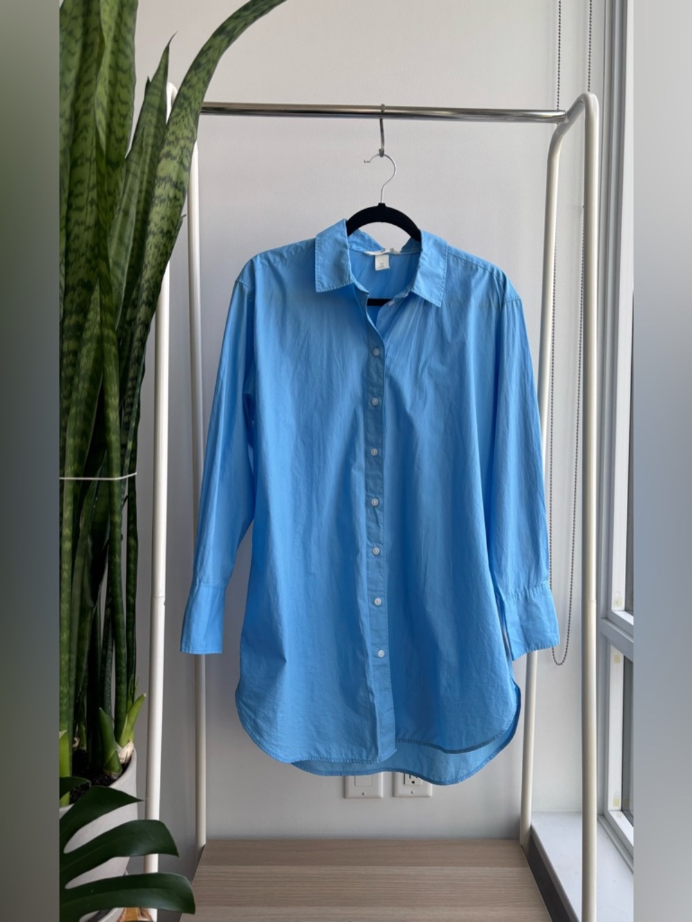 H&M | 100% Cotton Blue Long-Length Button Up Poplin Shirt